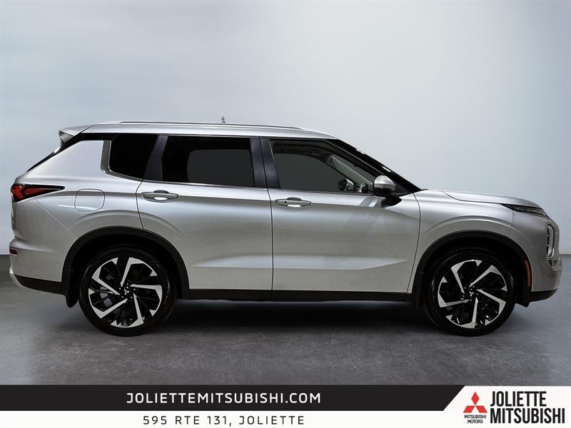 mitsubishi Outlander 2023 - 17