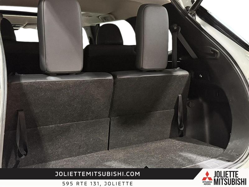 mitsubishi Outlander 2023 - 34