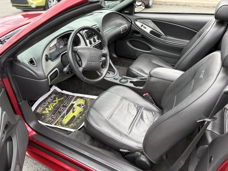 ford Mustang 2004 - 25