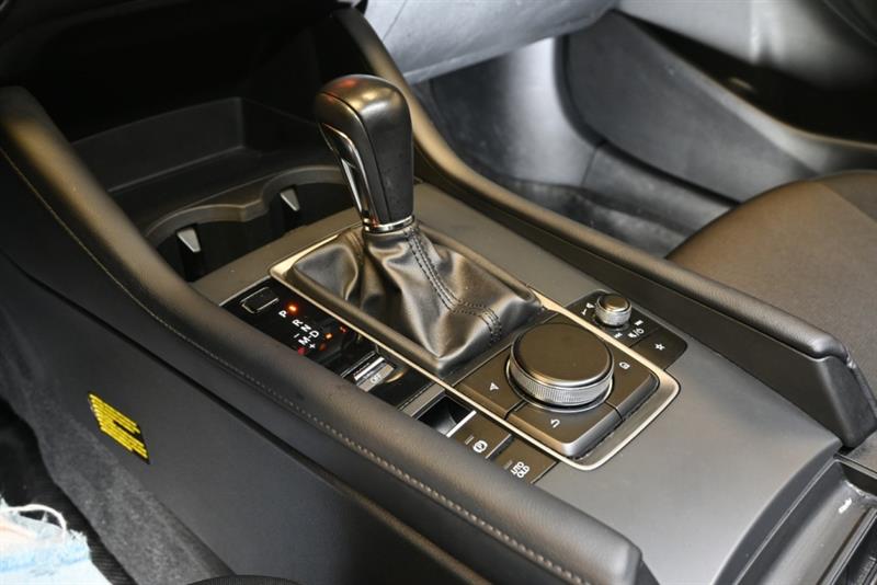 mazda Mazda3 Sport 2022 - 27