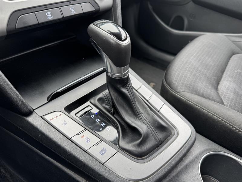 hyundai Elantra 2017 - 18