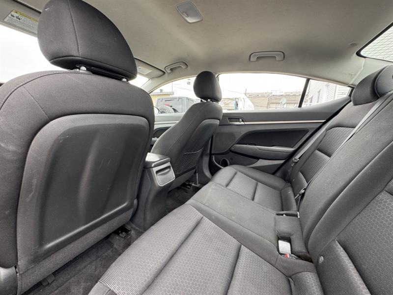 hyundai Elantra 2017 - 24