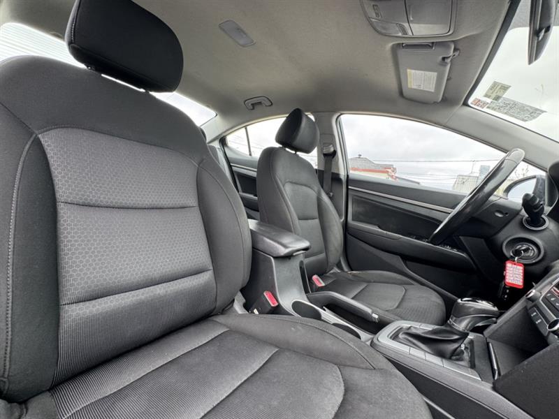 hyundai Elantra 2017 - 27