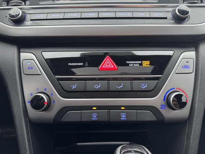 hyundai Elantra 2018 - 17