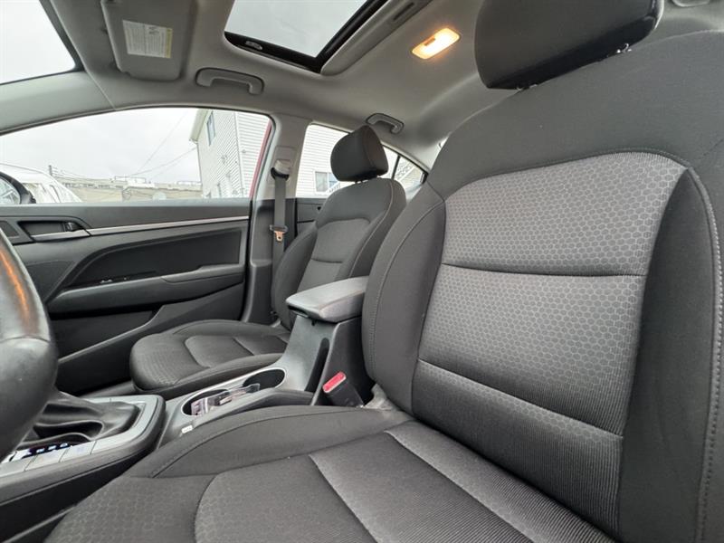 hyundai Elantra 2018 - 21