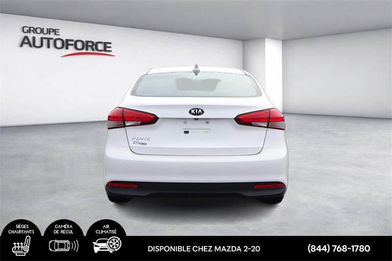 kia Forte 2018 - 9