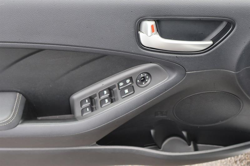 kia Forte 2018 - 23