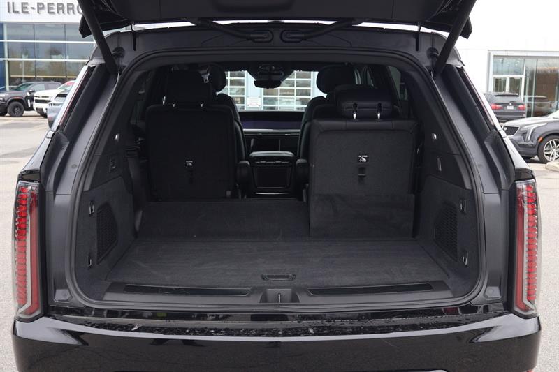 cadillac Escalade IQ 2026 - 7