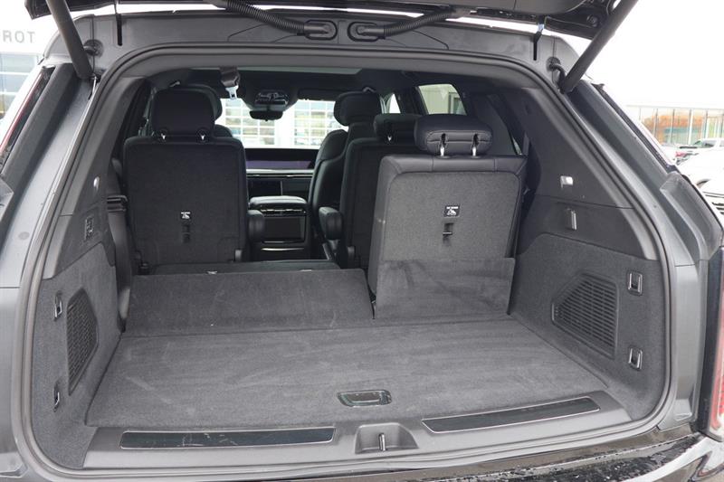 cadillac Escalade IQ 2026 - 8