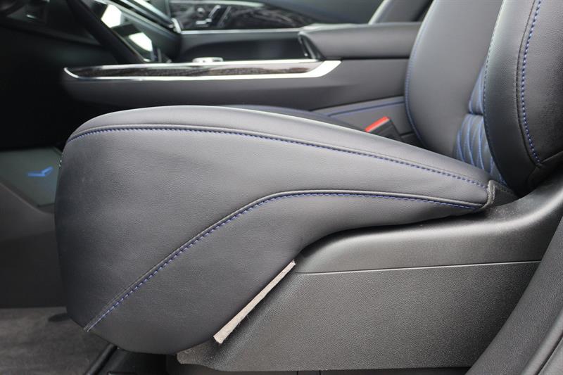 cadillac Escalade IQ 2026 - 11