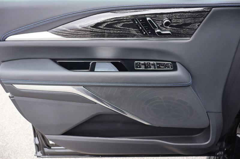 cadillac Escalade IQ 2026 - 21