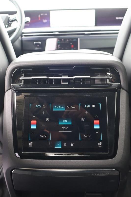 cadillac Escalade IQ 2026 - 23