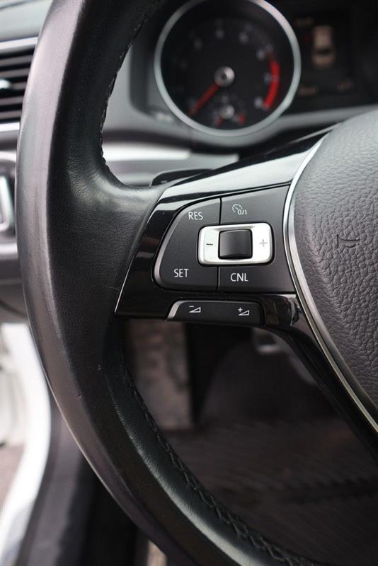 volkswagen Passat 2017 - 16