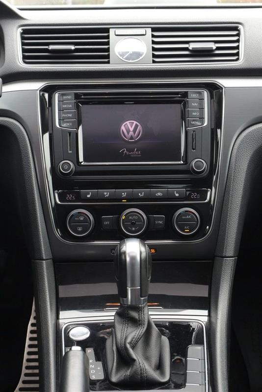 volkswagen Passat 2017 - 19