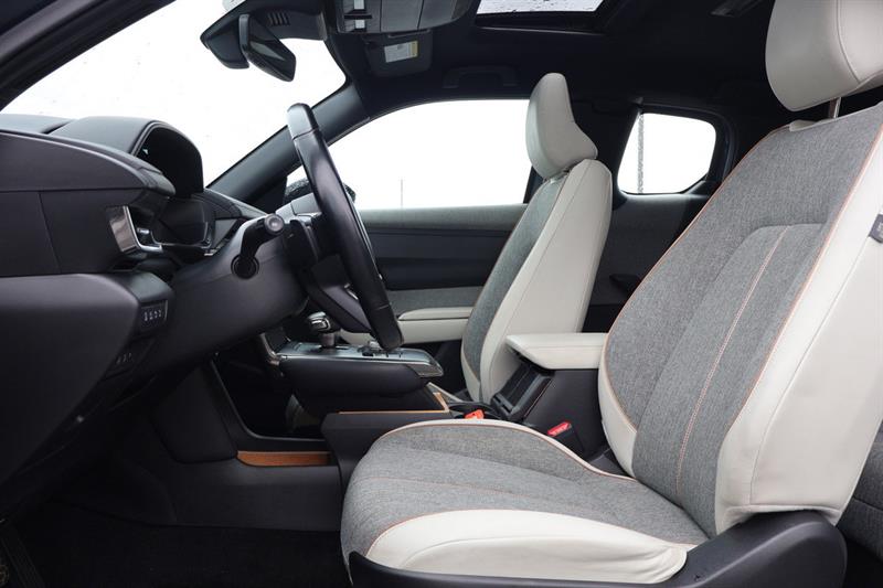 mazda MX-30 EV 2022 - 11