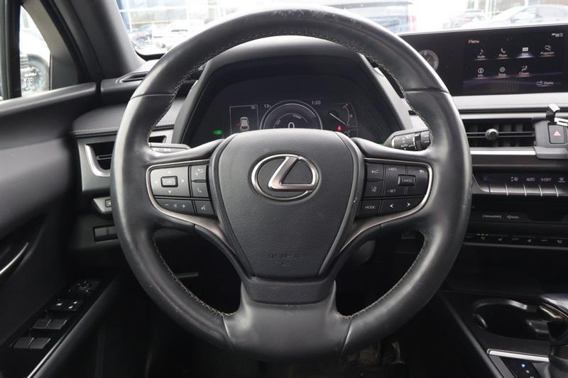 lexus UX 2021 - 11