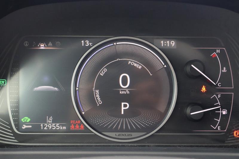 lexus UX 2021 - 14