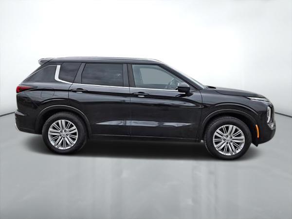 mitsubishi Outlander 2022 - 6