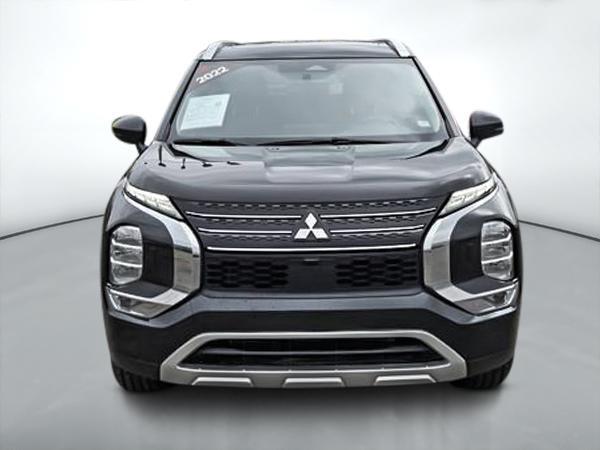 mitsubishi Outlander 2022 - 8