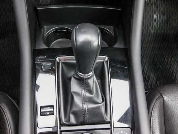 mazda Mazda3 2021 - 19