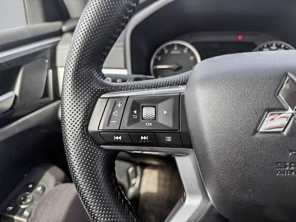 mitsubishi Outlander 2022 - 7