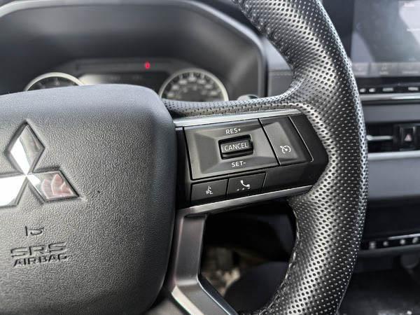 mitsubishi Outlander 2022 - 8