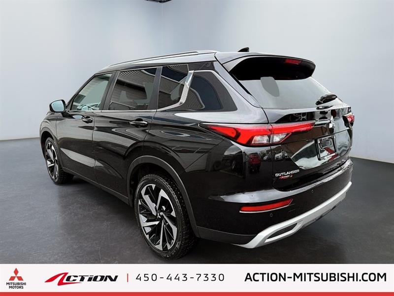 mitsubishi Outlander 2022 - 3