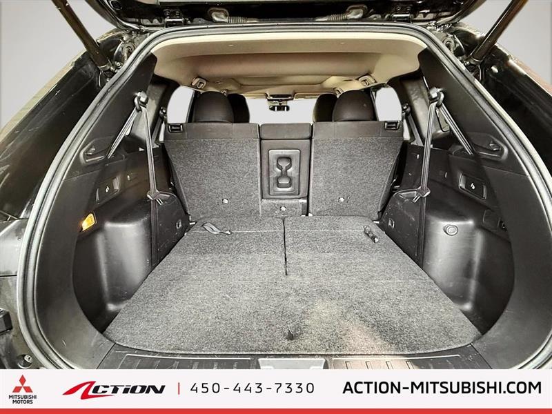 mitsubishi Outlander 2022 - 14