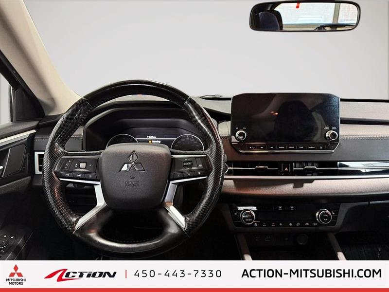 mitsubishi Outlander 2022 - 18