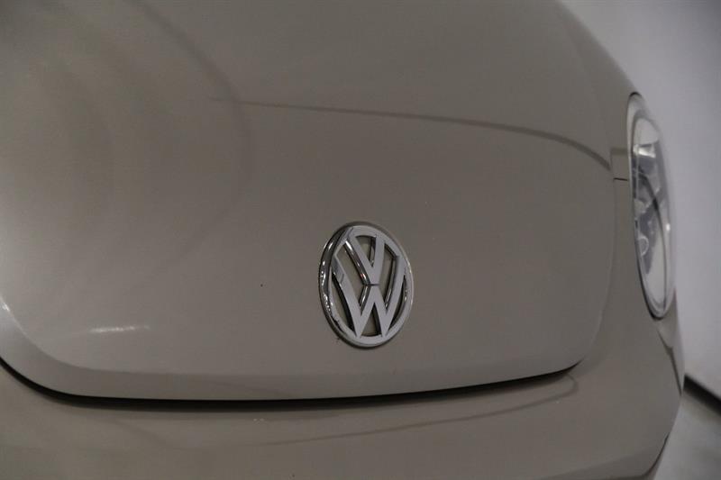 volkswagen Beetle Coupe 2015 - 3