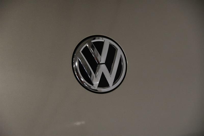 volkswagen Beetle Coupe 2015 - 8