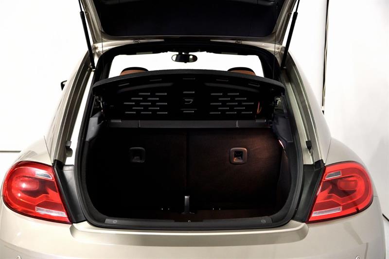 volkswagen Beetle Coupe 2015 - 9