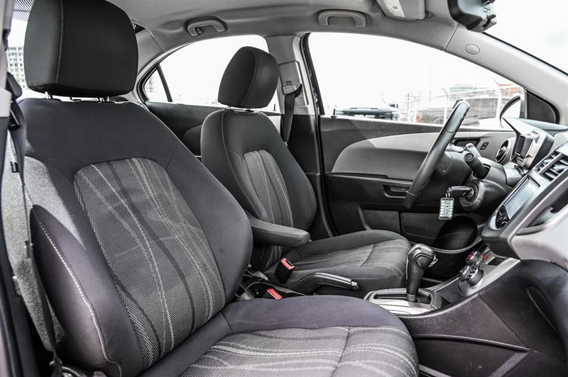 chevrolet Sonic 2015 - 21