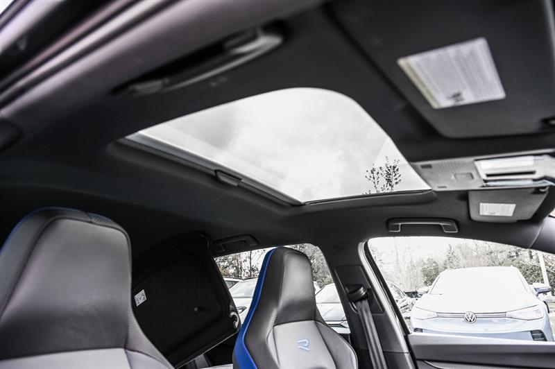 volkswagen Golf R 2024 - 32