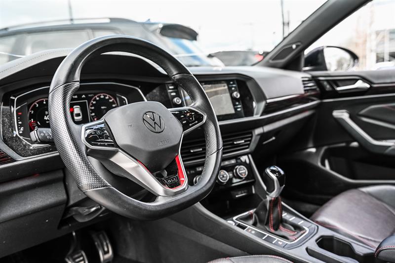 volkswagen Jetta GLI 2023 - 15