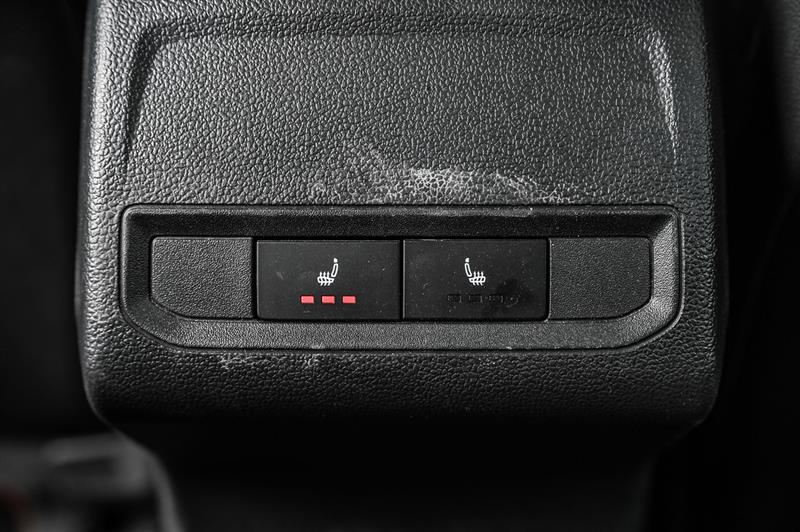 volkswagen Jetta GLI 2023 - 26