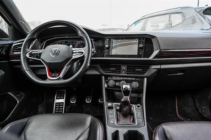 volkswagen Jetta GLI 2023 - 27
