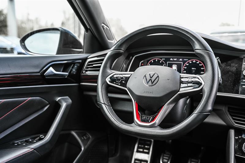 volkswagen Jetta GLI 2023 - 28