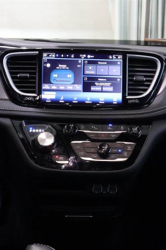 chrysler Pacifica 2025 - 22