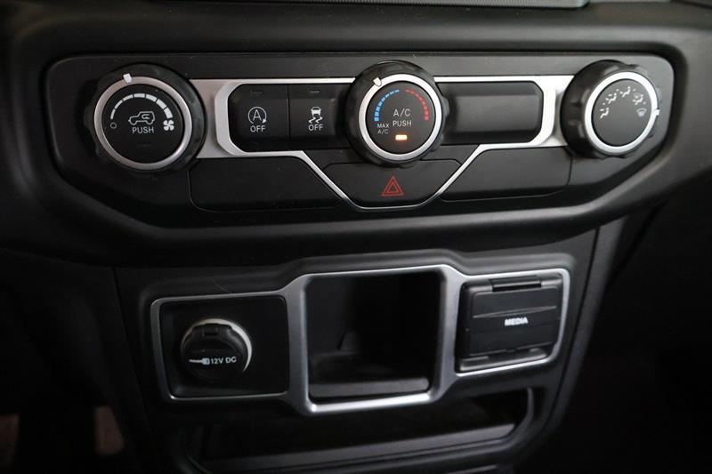 jeep Wrangler 2018 - 22