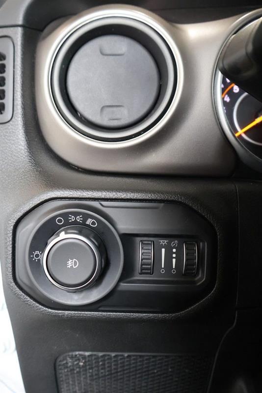 jeep Wrangler 2018 - 24