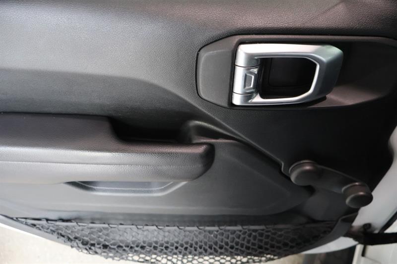 jeep Wrangler 2018 - 25