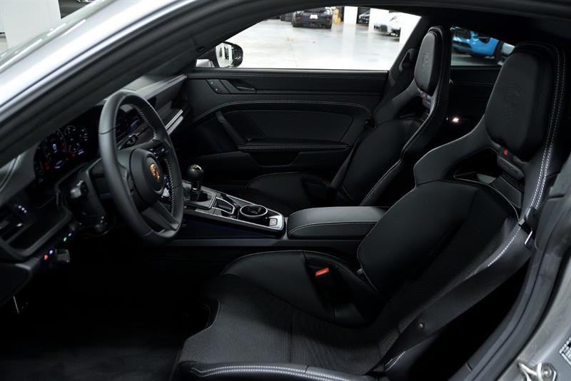 porsche 911 2026 - 33