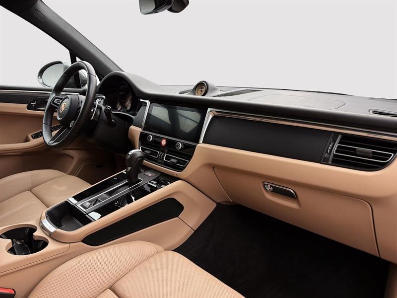 porsche Macan 2025 - 26