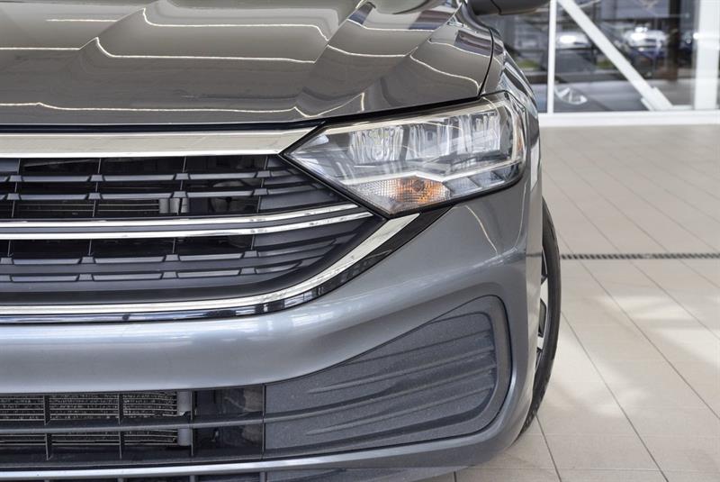 volkswagen Jetta 2022 - 8