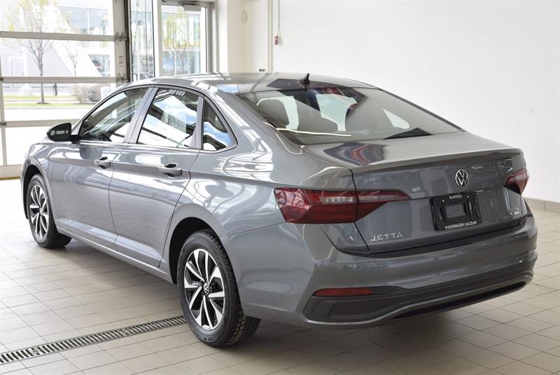 volkswagen Jetta 2022 - 13