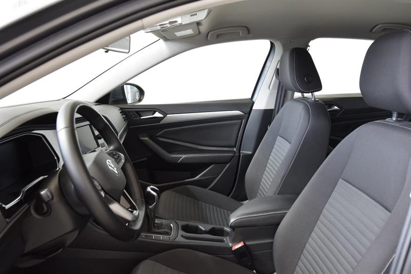 volkswagen Jetta 2022 - 15