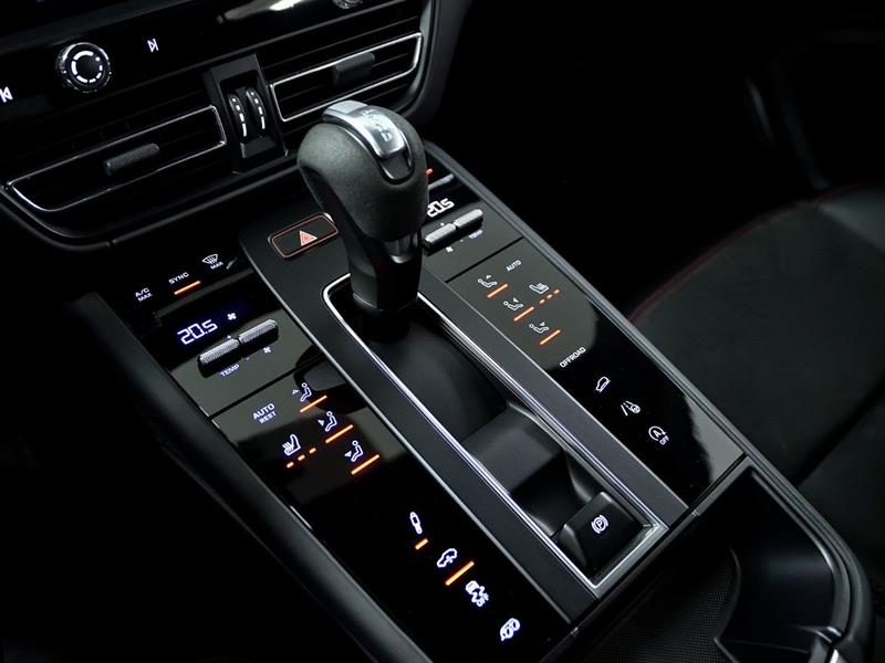 porsche Macan 2023 - 16