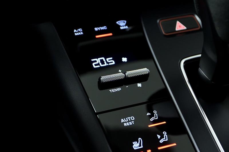 porsche Macan 2023 - 18