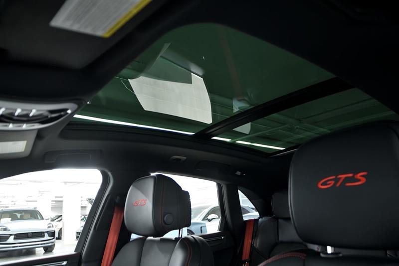 porsche Macan 2023 - 26